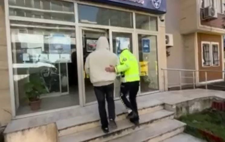 beylikduzunde trafigi tehlikeye dusuren surucu yakalandi 69c8de351755 |