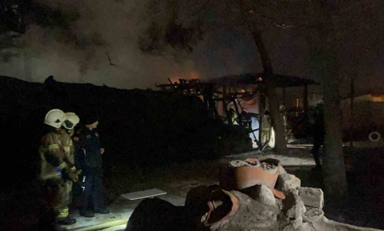 Bursa’da tarihi Kestel Kalesi alevlere teslim oldu 1 bursada tarihi kestel kalesi alevlere teslim oldu 0a6989466de0 |