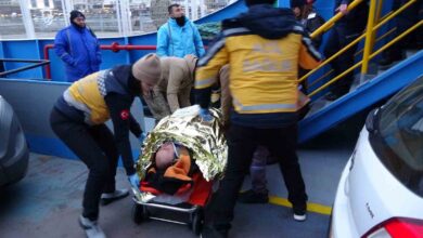 canakkale bogazinda feribottan dusen bir kisiyi gestas personeli kurtardi 61eed4b |