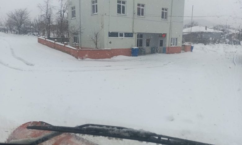 Çanakkale’de 25 köy yolu ulaşıma kapandı, ekipler teyakkuzda 1 canakkalede 25 koy yolu ulasima kapandi ekipler teyakkuzda 1d3f1ca27242 |