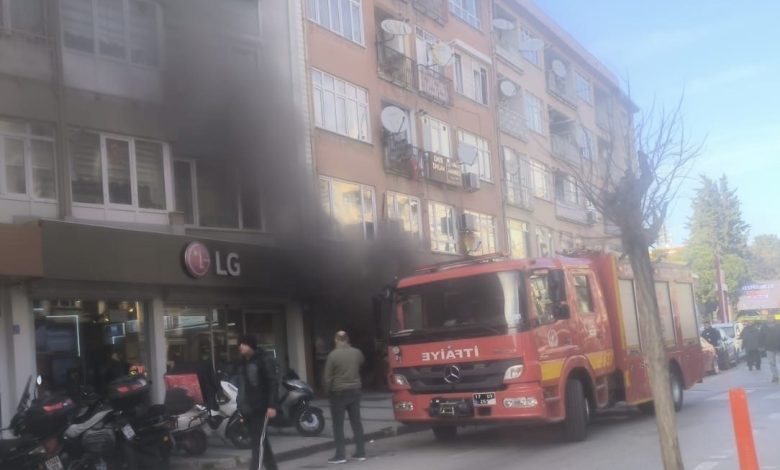 canakkalede beyaz esya dukkaninda cikan yangin korkuttu 13632a21398c |