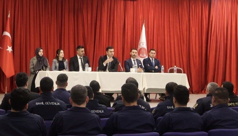 cesme cumhuriyet bassavciligi 2025 yili adli kolluk degerlendirme toplantisi duzenledi 1b85be86a247 |