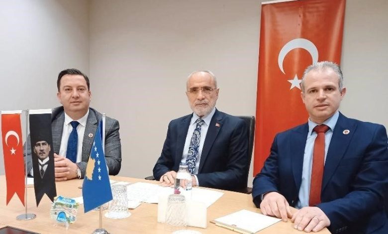 cumhurbaskani basdanismani topcu kosova demokratik turk partisi genel baskan yardimcisi krasnici kabul etti fa9418ad69ca |