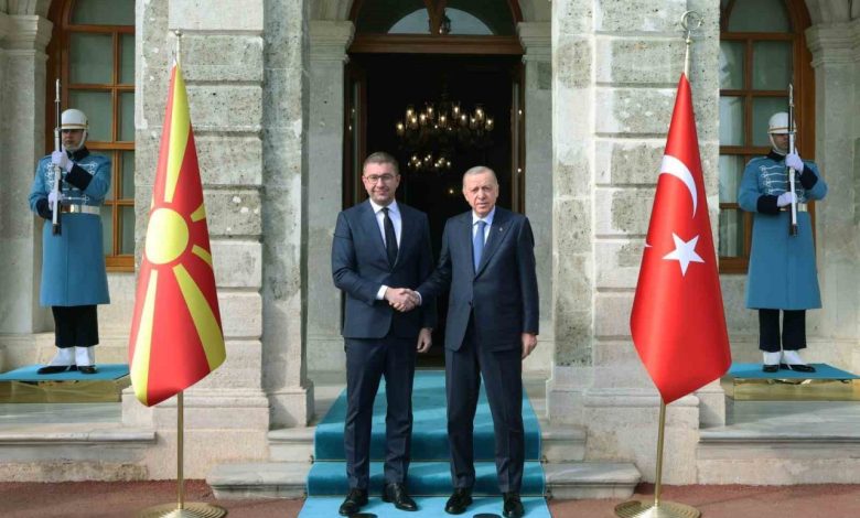 Cumhurbaşkanı Erdoğan: "Kuzey Makedonya ile ticaret hacmimizi iki katına çıkarmak için çalışmalarımızı sürdürüyoruz" 1 cumhurbaskani erdogan kuzey makedonya ile ticaret hacmimizi iki katina cikarmak icin calismalarimizi surduruyoruz 3ba84f8dd92f |