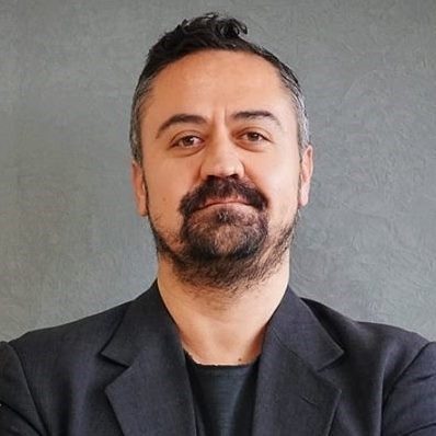 Doç. Dr. Yakın: "Yapay zekâ, reklamcılığın çeşitliliğini ve demokratik yapısını tehdit edebilir" 1 doc dr yakin yapay zek reklamciligin cesitliligini ve demokratik yapisini tehdit edebilir e166e52dc081 |