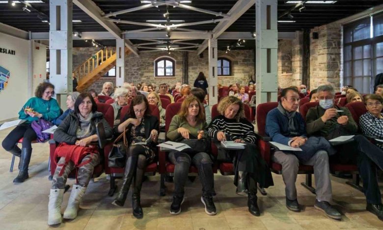 Eğitim hayatlarının ikinci baharını yaşıyorlar 1 egitim hayatlarinin ikinci baharini yasiyorlar e4a01d894f54 |