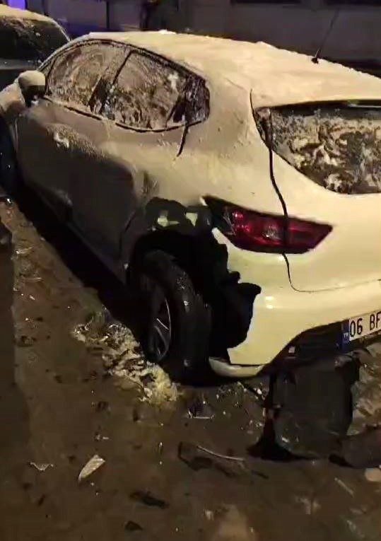 esenyurtta alkollu surucu park halindeki 7 araca carpti mahalleliden meydan dayagi kamerada d12e599aa88f |