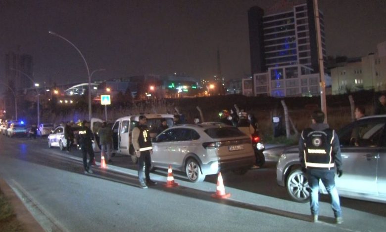 Esenyurt’ta genel asayiş uygulaması yapıldı 1 esenyurtta genel asayis uygulamasi yapildi df1ed3f44eaf |