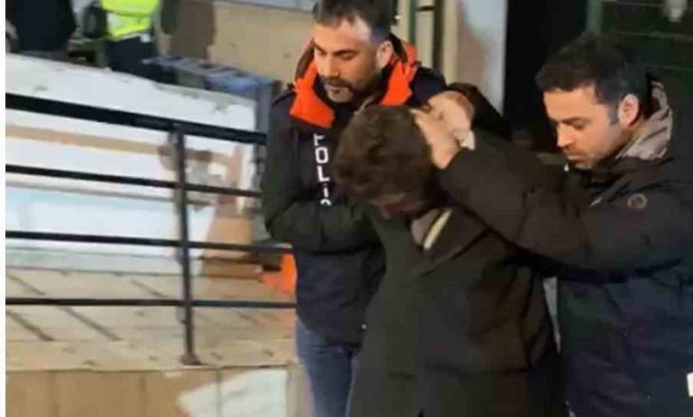 Etimesgut’ta bir kişiyi kesici aletle yaralayan şahıs yakalandı 1 etimesgutta bir kisiyi kesici aletle yaralayan sahis yakalandi c2bda69e094f |
