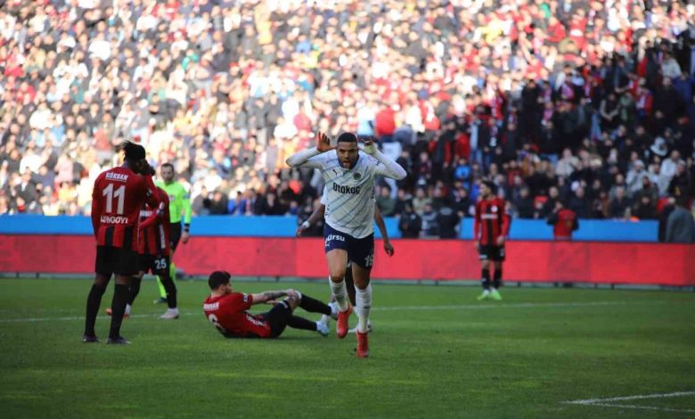 Fenerbahçe, Türkiye Kupası’nda 3’te 3 yaparak çeyrek finale yükseldi 1 fenerbahce turkiye kupasinda 3te 3 yaparak ceyrek finale yukseldi 0666974e8643 |