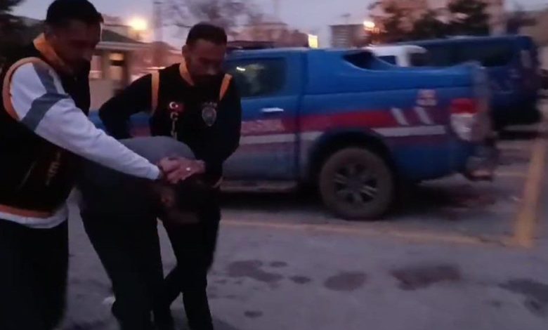 firari cinayet zanlisinin yakalanma ani goruntuleri ortaya cikti 87c1e57fe237 |