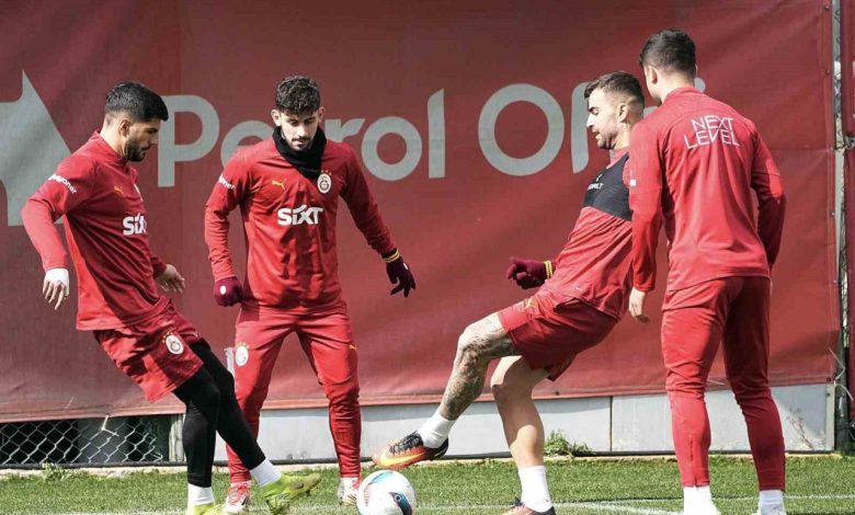 Galatasaray derbi hazırlıklarını tamamladı 1 galatasaray derbi hazirliklarini tamamladi 654da9f796f1 |