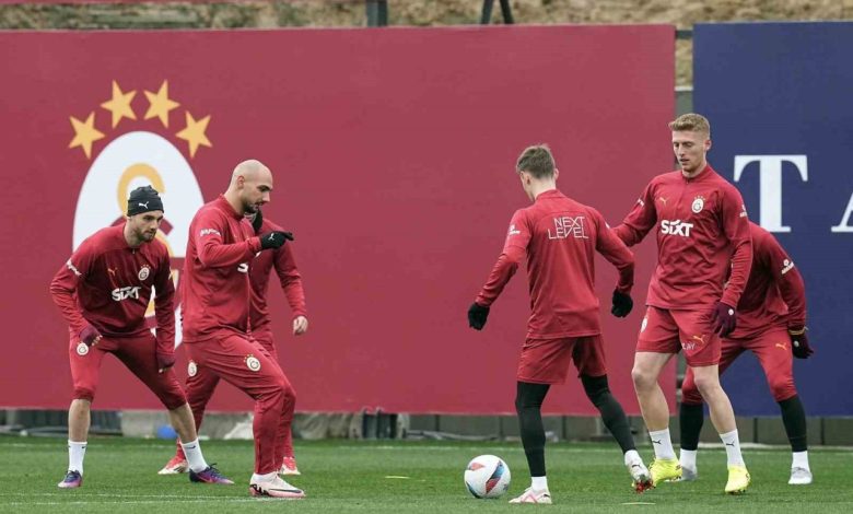 galatasaray rizespor maci hazirliklarini kemerburgazda tamamladi a934fe1ba556 |