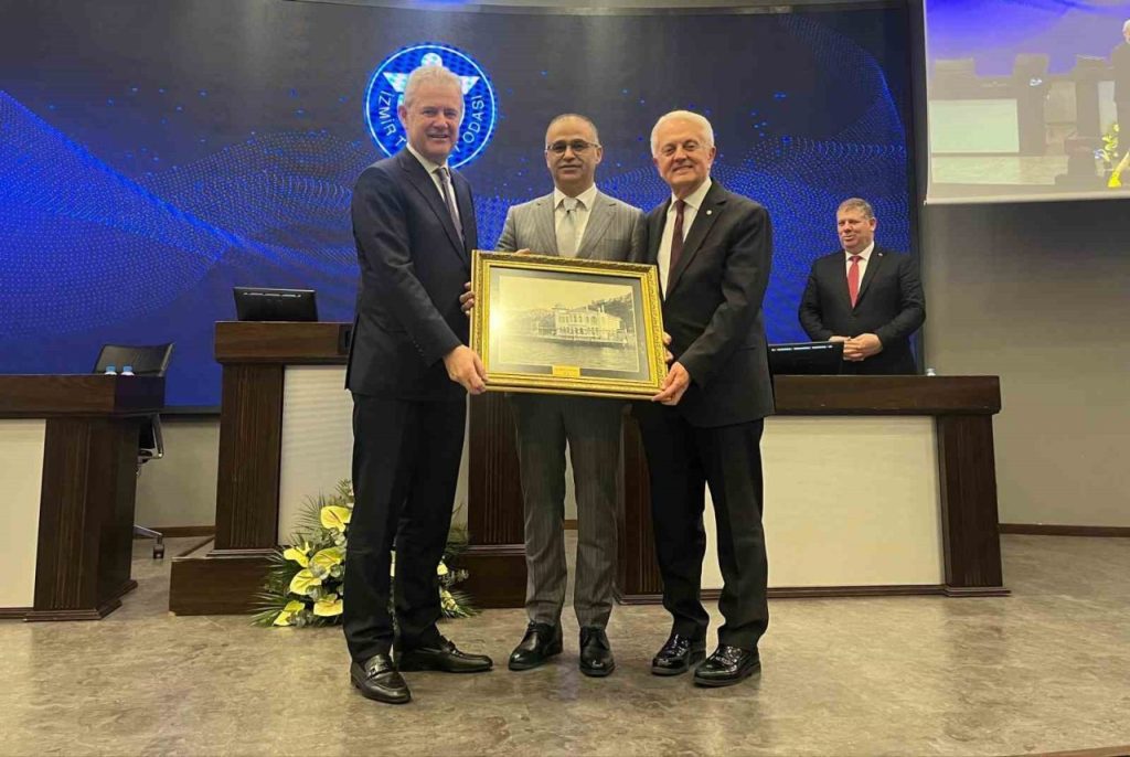 izmirde 10 mesleki ortaokul kurulacak 17ada52fef38 |