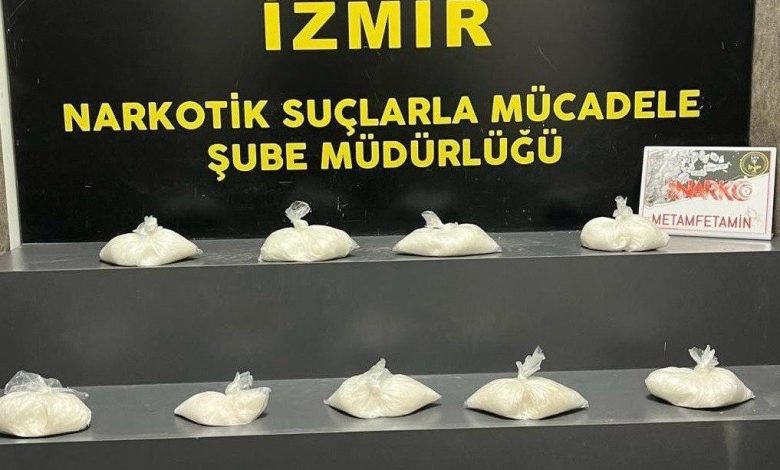 izmirde 4 kilonun uzerinde metamfetamin ele gecirildi d71be376cb4a |