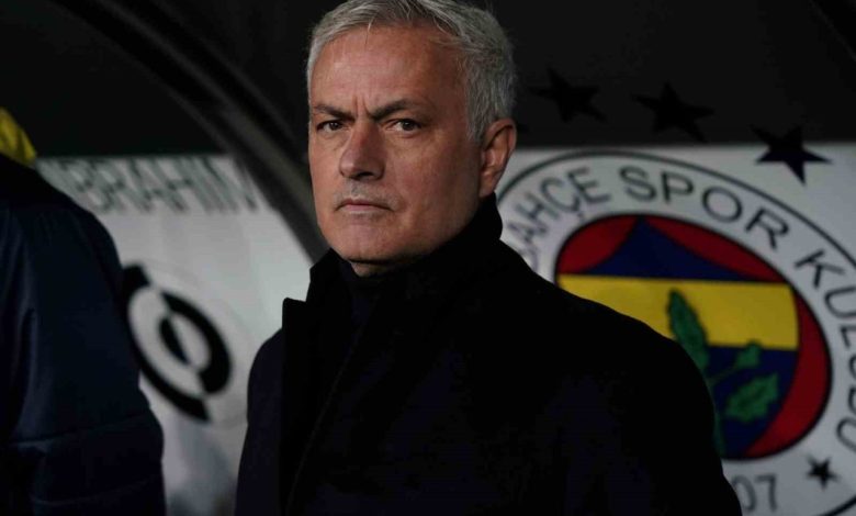 Jose Mourinho, 3. derbisinde ilk peşinde 1 jose mourinho 3 derbisinde ilk pesinde 66e9138e4652 |
