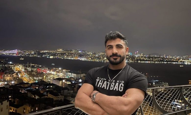 kafasina sikip araciyla ucurma attilar 6f2359d06e12 |