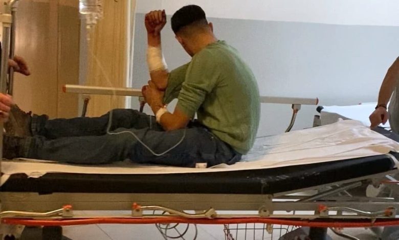 kavga edenleri ayirmak isterken bicakla yaralandi 5bc02d0b567d |