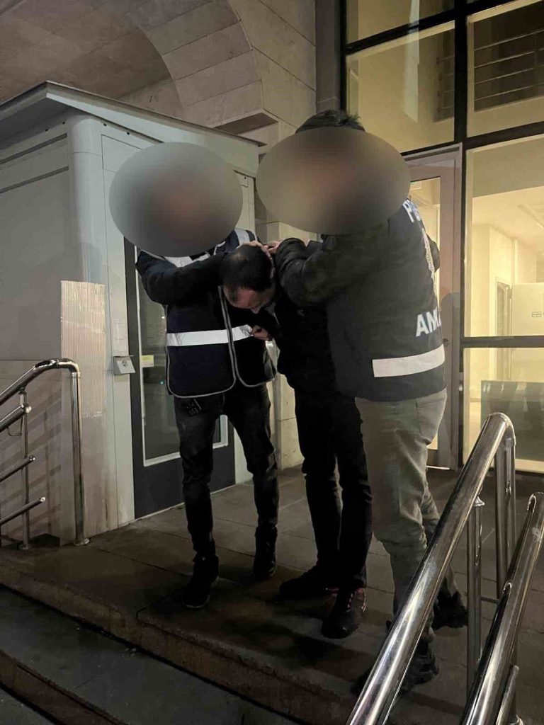 kizilcahamamda kasten adam oldurme sucundan aranan sahis yakalandi 6685974e05d6 |