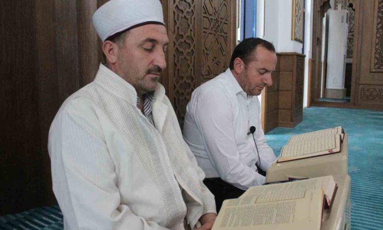 manyasta ramazan ayinin simgelerinden mukabele gelenegi basladi da9af4d25222 |