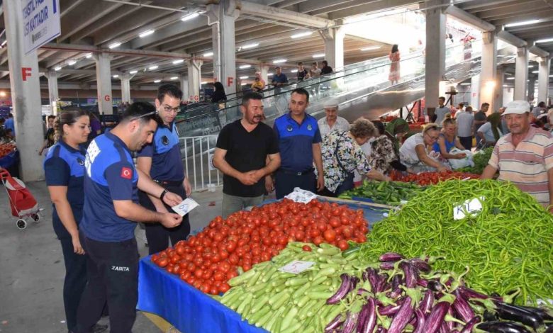 menemenin pazar yerleri hijyen ve gida guvenligi ile begeni goruyor 63595a0d610c |