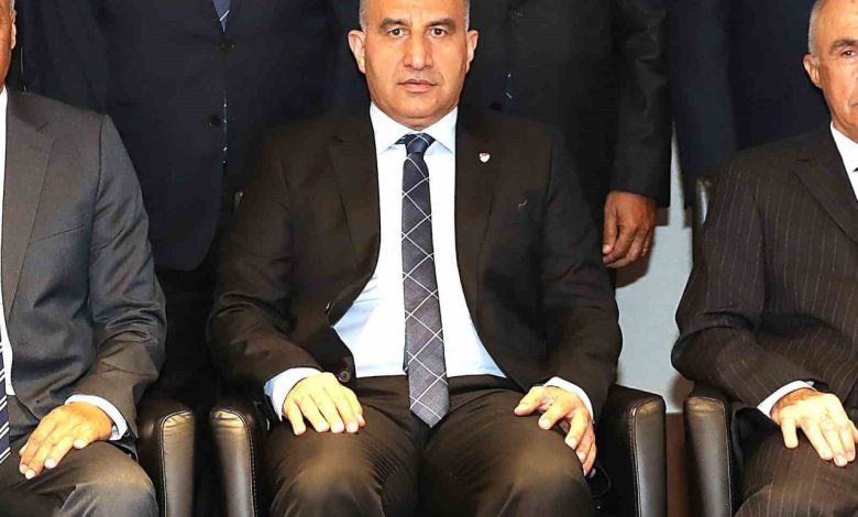 Metin Tokat: "Türk futbolunun tükendiği bir gün" 1 metin tokat turk futbolunun tukendigi bir gun c25a3ab91a31 |