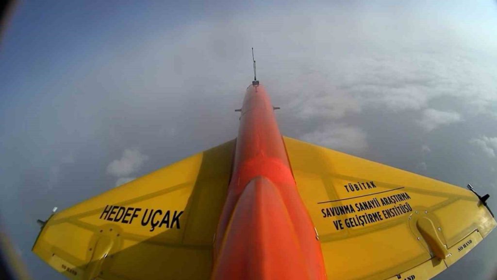 milli gokdogan fuzesi hedefi tam isabetle vurdu 6de6b427bd19 |