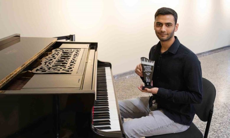 Notaların genç prensine uluslararası yarışmadan saygın ödül 1 notalarin genc prensine uluslararasi yarismadan saygin odul 0eebbc66643b |