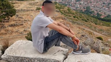 oz babasini kiraathane onunde oldurdu 38543cfdf422 |