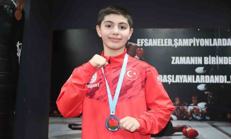 rocky filminden etkilendi turkiye sampiyonu oldu f81bdb507b65 |