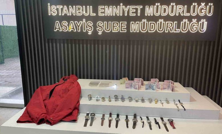 Şişli’de bir evden yaklaşık 2 milyon lira değerinde ziynet eşyası çalan hırsız kamerada 1 sislide bir evden yaklasik 2 milyon lira degerinde ziynet esyasi calan hirsiz kamerada 0bfc1d3f4de7 |