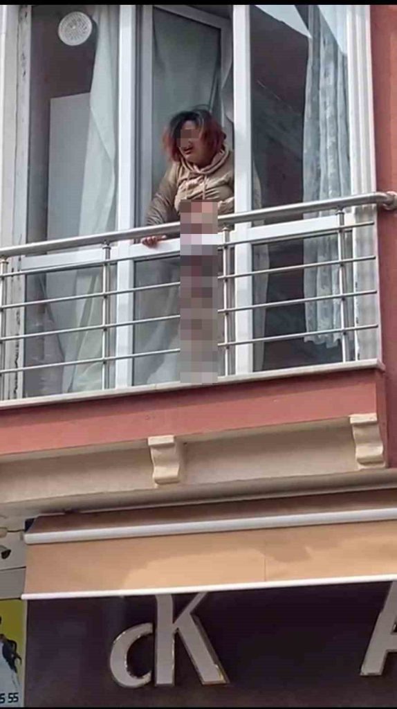 tartistigi esi ve 5 yasindaki kayinbiraderini bicakladi c2535e27f3aa |