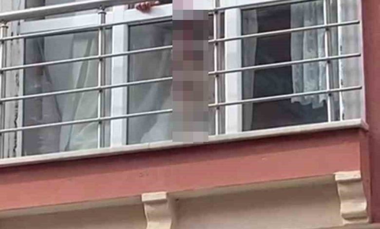 tartistigi esi ve 5 yasindaki kayinbiraderini bicakladi c2535e27f3aa |