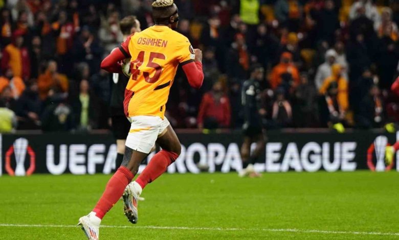 Victor Osimhen bu sezonki 20. golünü attı 1 victor osimhen bu sezonki 20 golunu atti 7107f1eeb384 |