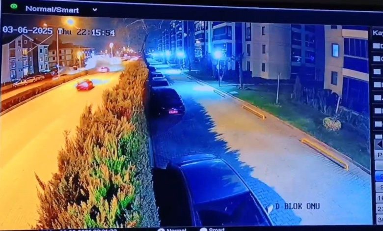 3 aracın karıştığı zincirleme kaza kamerada: 2 yaralı 1 3 aracin karistigi zincirleme kaza kamerada 2 yarali 423999ac2744 |
