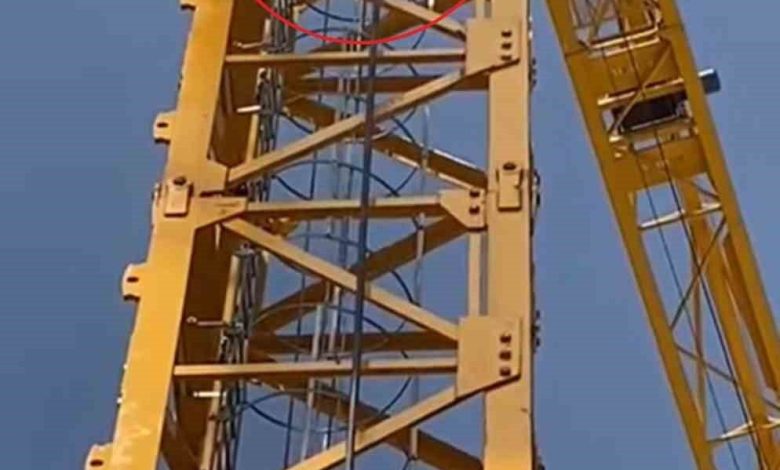 50 metrelik kule vinçte hayat kurtaran operasyon kamerada 1 50 metrelik kule vincte hayat kurtaran operasyon kamerada 97aa326b65a3 |