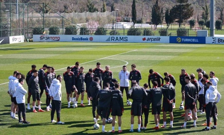 A Milli Takım, İstanbul’daki son çalışmasını yaptı 1 a milli takim istanbuldaki son calismasini yapti e9c437331569 |