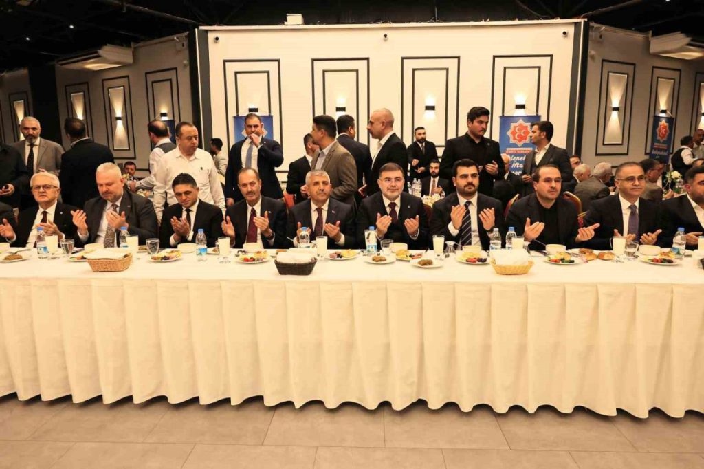 ak partili saygili gencleri sokaga cagirip polisimizle karsi karsiya getirenlere prim vermeyin 0dfbc1113bbf |