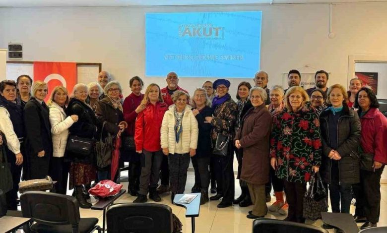 akut cesmede deprem ve yangin egitimi verdi 13a6bd438284 |