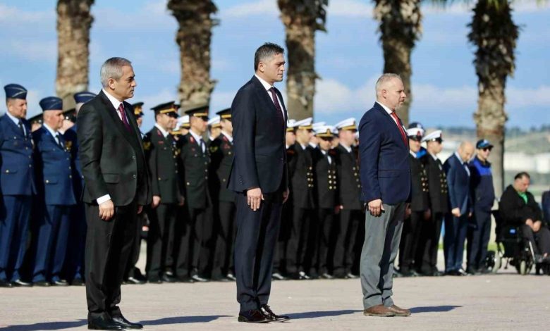 Aliağa’da Çanakkale Deniz Zaferi’nin 110. yıl dönümü kutlandı 1 aliagada canakkale deniz zaferinin 110 yil donumu kutlandi 33b1dd95b49b |