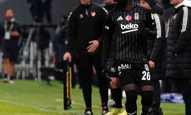 Arthur Masuaku’nun ‘dalya’ heyecanı 1 arthur masuakunun dalya heyecani 674f087aae7f |