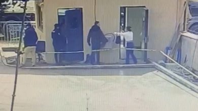 atasehirde polis merkezinde arbede kadin sahis polis memuruna saldirdi 243099f3ce27 |