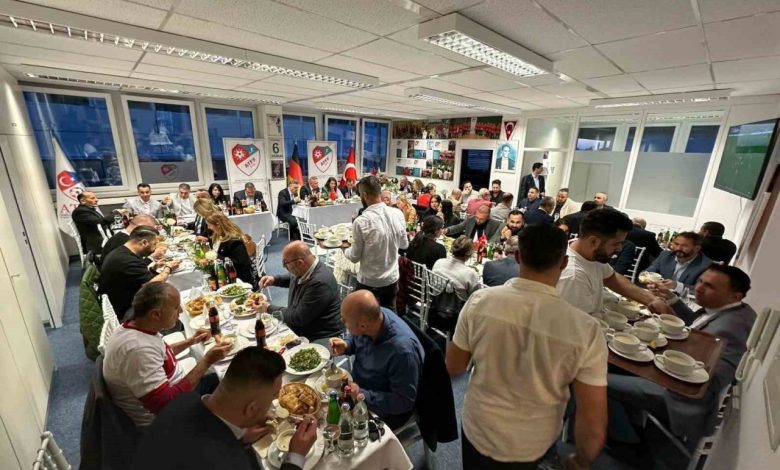 avrupa turk futbol federasyonunun genel merkezinde iftar programi gerceklestirildi 9cd6a9118be5 |