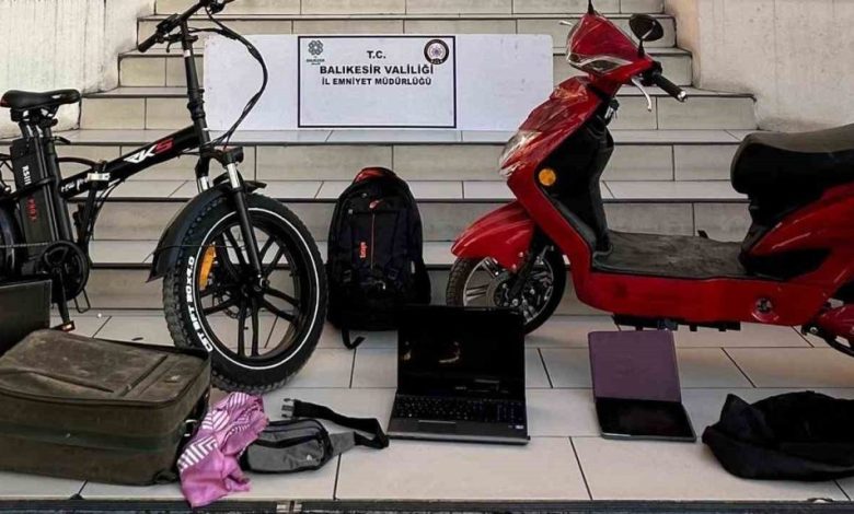 ayvalikta 3 ev ve bir resmi kuruma dadanan hirsiz polisten kacamadi 58e581587c3b |