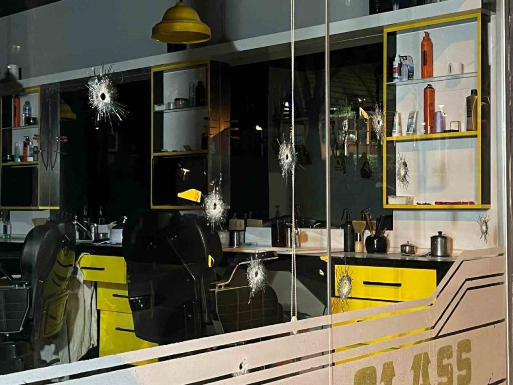 bagcilarda berber dukkani kursunlandi 1 agir yarali aafd7e9c199b |