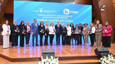 bakan isikhan ise yerlesen 1 bucuk milyon vatandasin 556 bini kadin cfae07781cd8 |