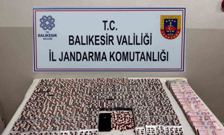 balikesirde jandarmadan kacakcilik ve organize suc operasyonu 50 supheli yakalandi d03725e4c8ab |