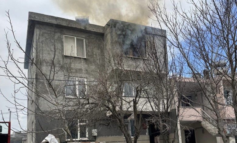 Bandırma’da çıkan ev yangını kontrol altına alındı 1 bandirmada cikan ev yangini kontrol altina alindi 567b359eace2 |