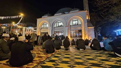 bandirmada kadir gecesi idrak edildi 37e3dce8bf18 |