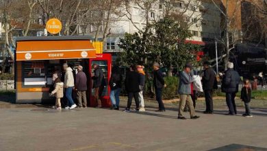 bandirmada uygun fiyatli pide icin uzun kuyruklar olustu 2739ca79e834 |